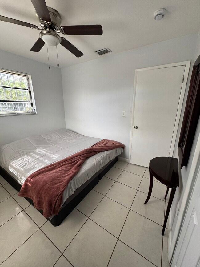 Building Photo - 17472 SW 105th Ave