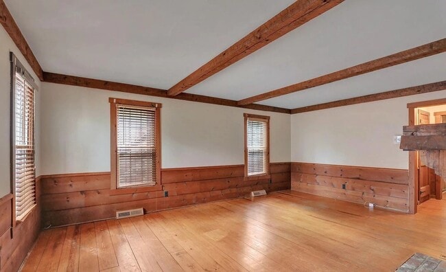 Building Photo - Charming Home in Brandermill.