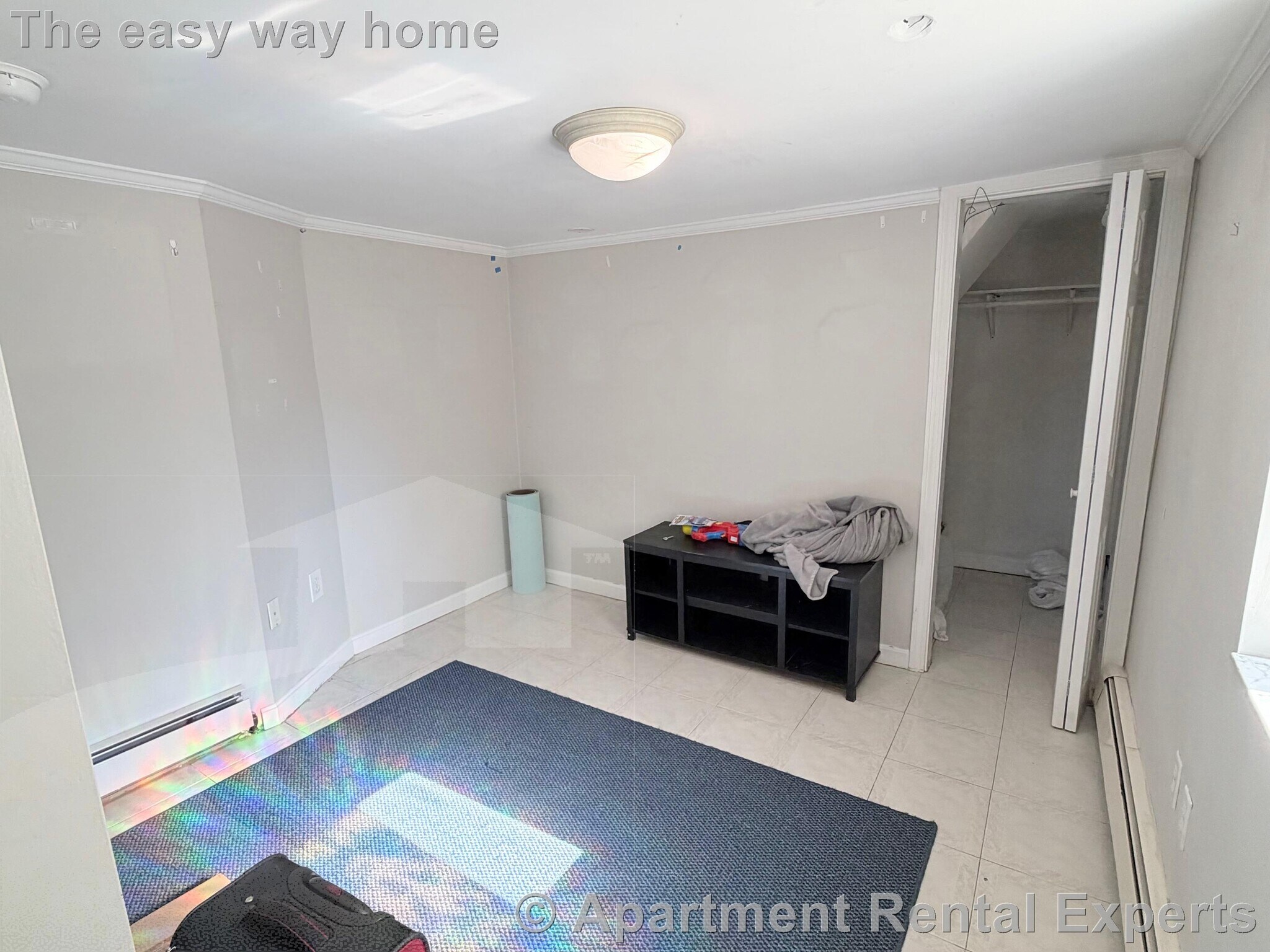 Building Photo - 519 Main St