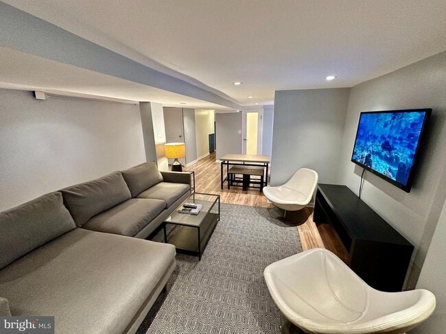 Building Photo - 4509 15th St NW