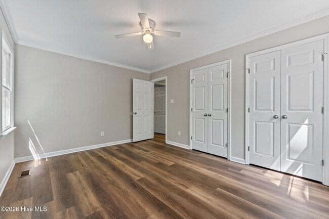 Building Photo - 24 Spring Lake Dr