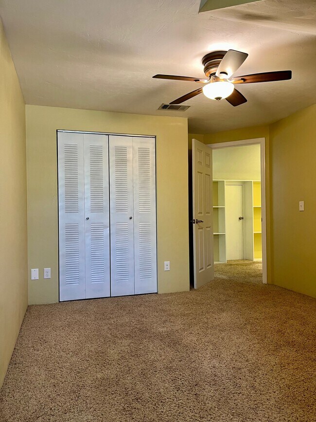 Building Photo - 3417 NW 53rd Ter