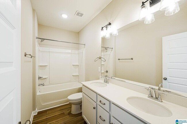 Building Photo - 449 Troubadour Ln