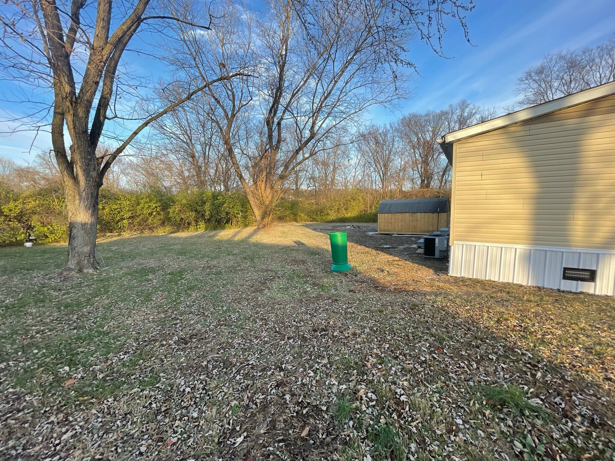 Building Photo - 1350 Pami St