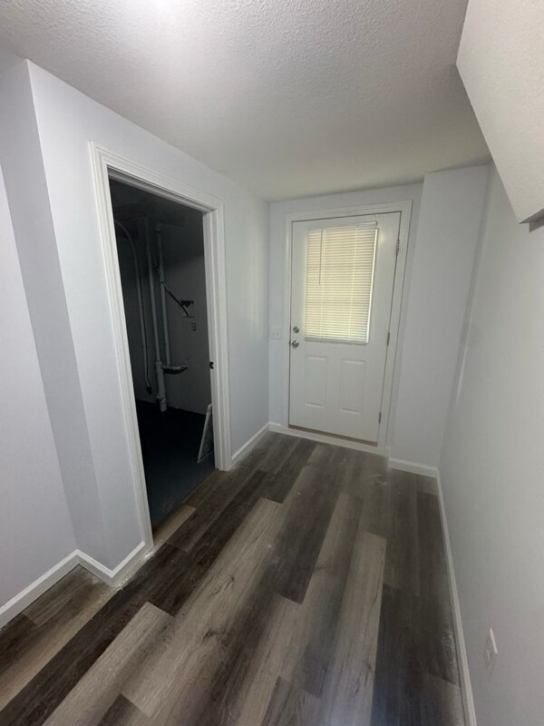 Building Photo - 135-137 Laconia St