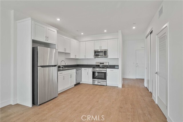 Building Photo - 8750 Sepulveda Blvd