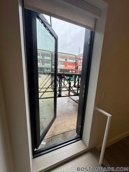 Building Photo - 1079 Commonwealth Ave