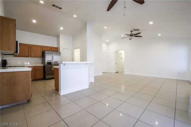 Building Photo - 5309 French Lavender St