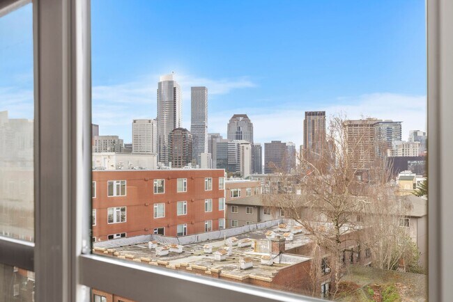 Building Photo - Top-Floor Studio with Stunning Views in Capitol Hill