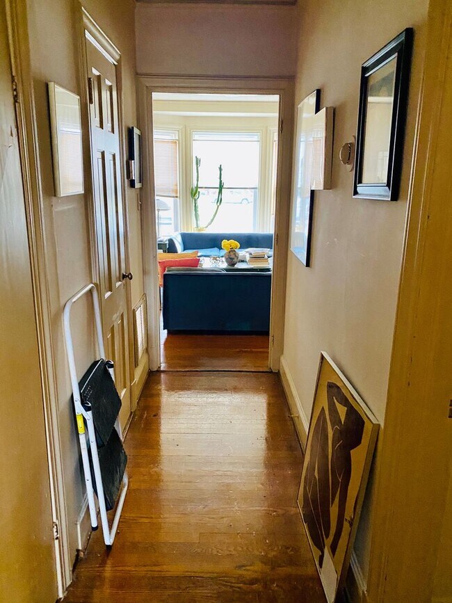 Building Photo - 4506 Monument Ave