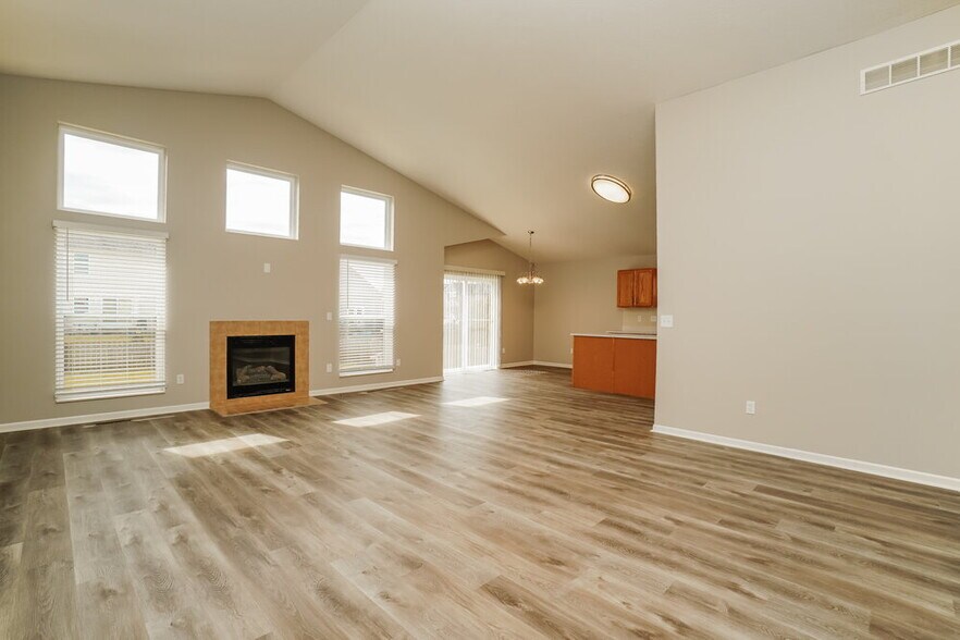 Building Photo - 8671 Maisch St
