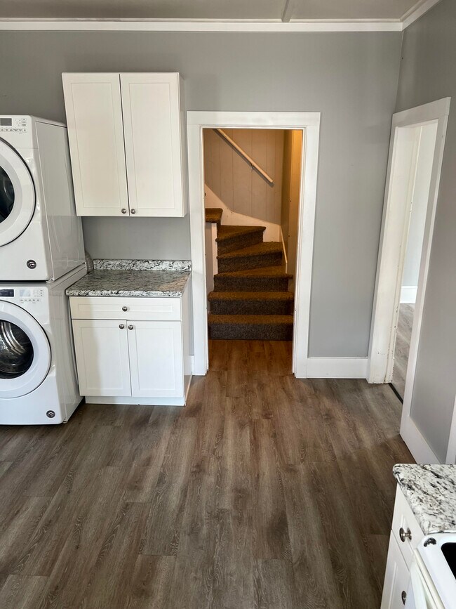 Unit 1 - 48 Clinton Ave