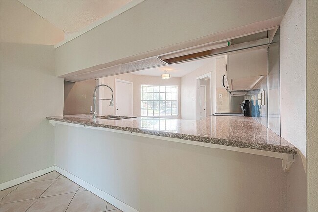 Building Photo - 19510 Westhaven Dr