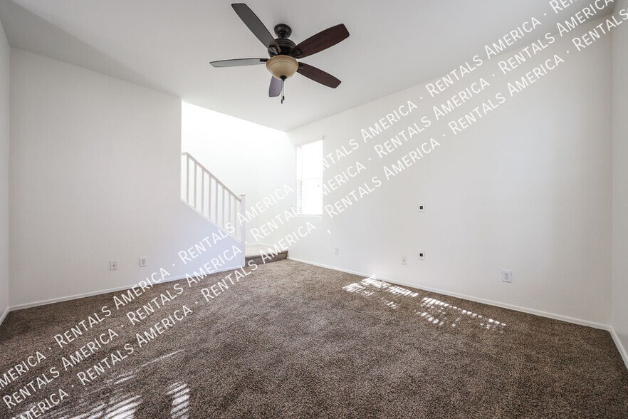 Building Photo - 4256 E Tulsa St