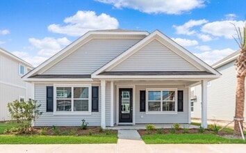 Building Photo - 192 Standing Oaks Dr