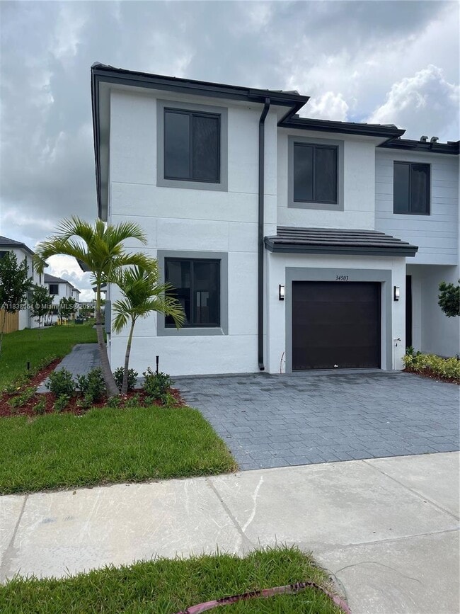 Building Photo - 34503 SW 191st Ct