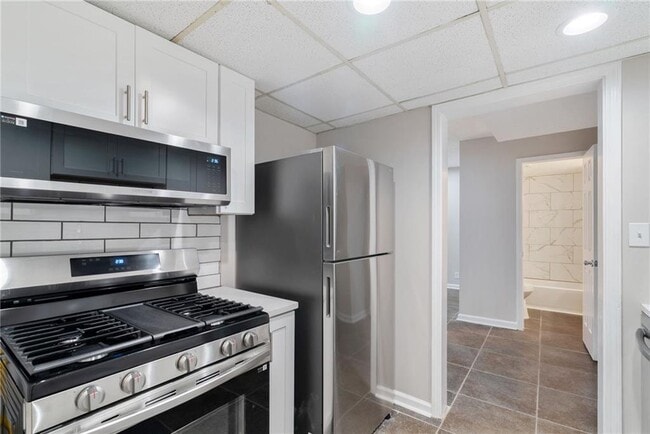 Building Photo - 1449 Southland Vista Ct NE