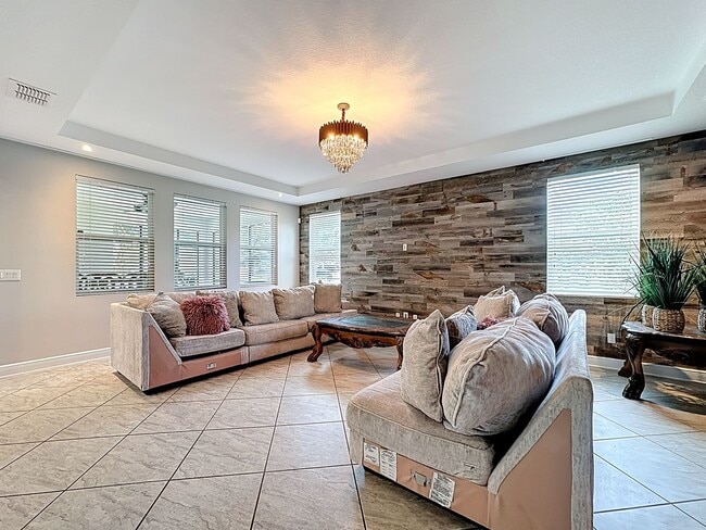Building Photo - FURNISHED 4 Bedroom House + Office + Home ...