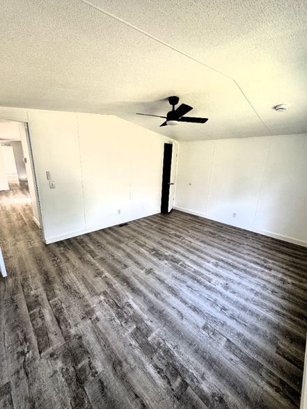 Building Photo - 1430 Lanier Rd