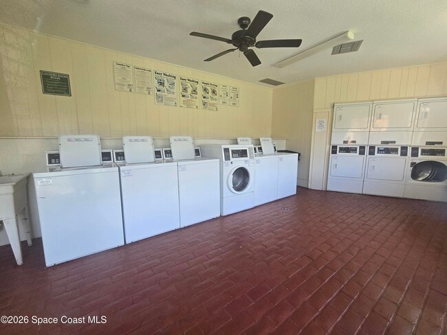 Building Photo - 134 San Juan Cir