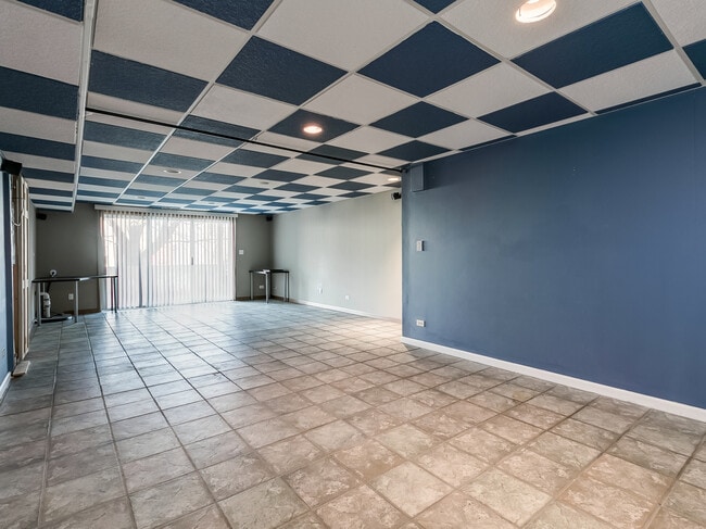 Building Photo - 2331 Overlook Ct