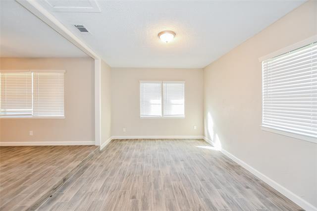 Building Photo - 926 Wateka Way