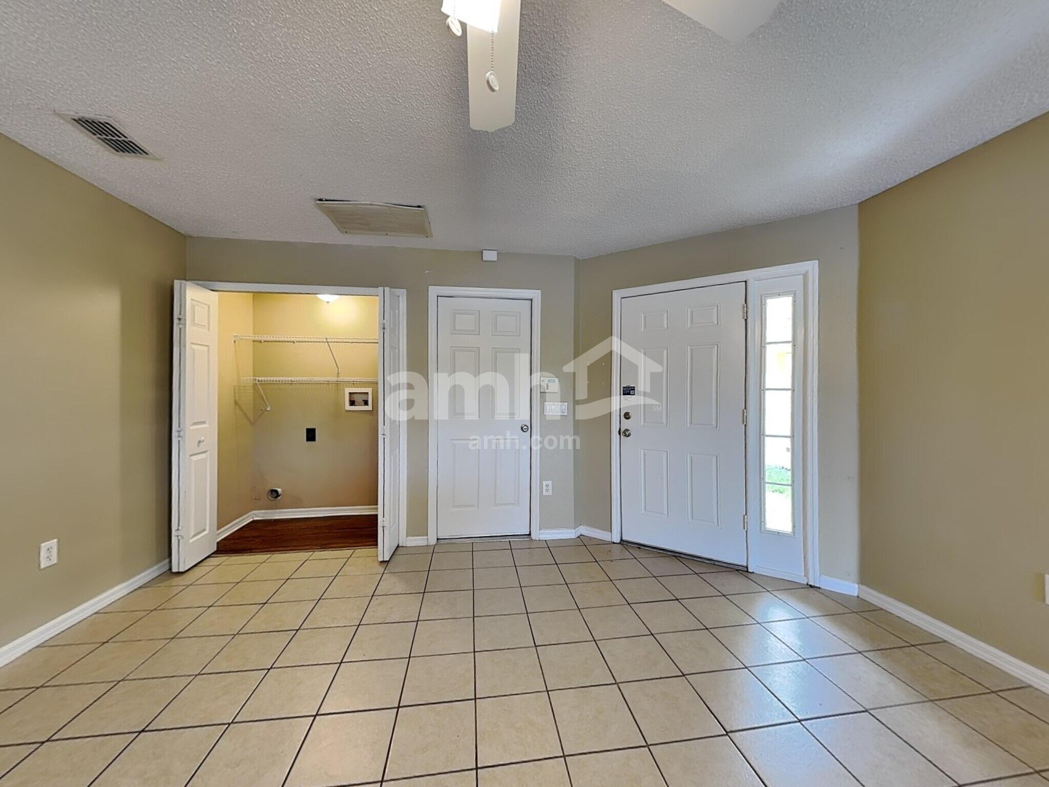 Building Photo - 233 Southbridge Cir
