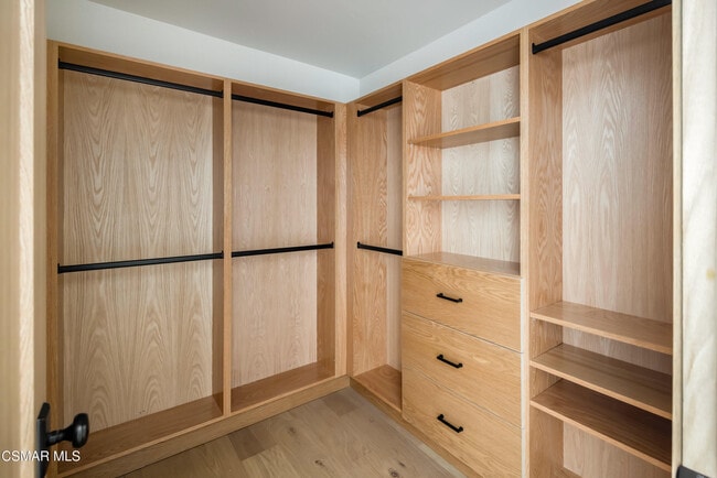 Building Photo - 24005 Clarington Dr