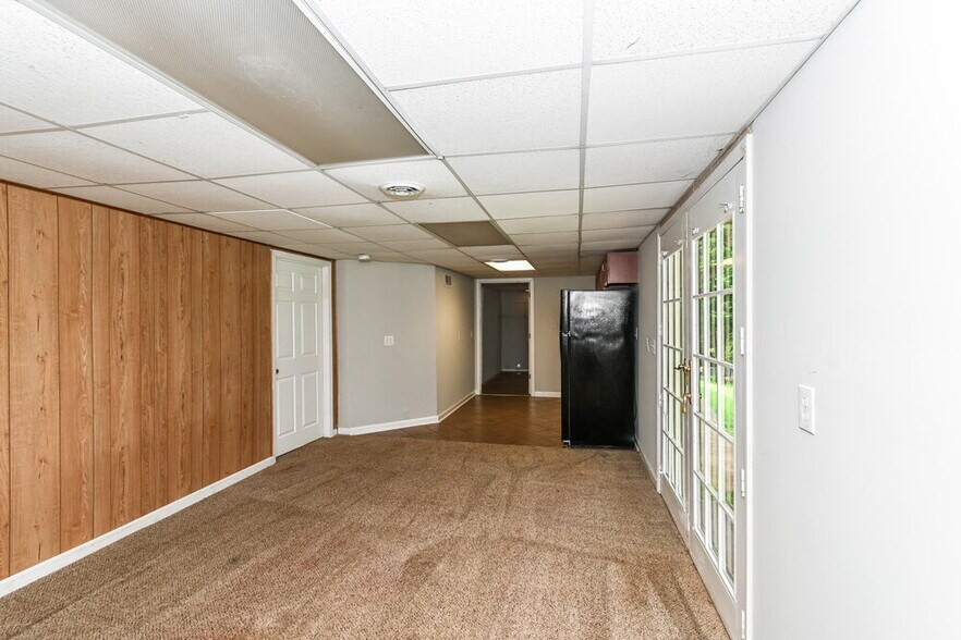 Building Photo - 3278 Pilgrims Ct