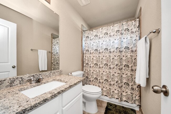 Building Photo - 29482 Westhope Dr