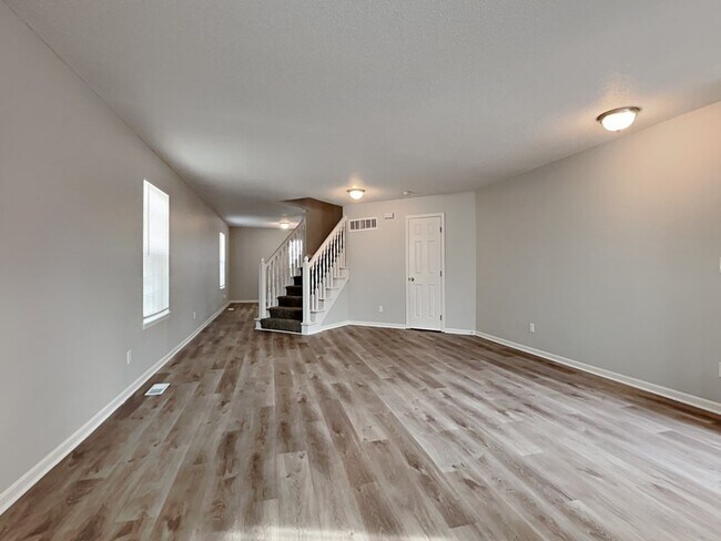 Building Photo - 4221 Woodland Ave