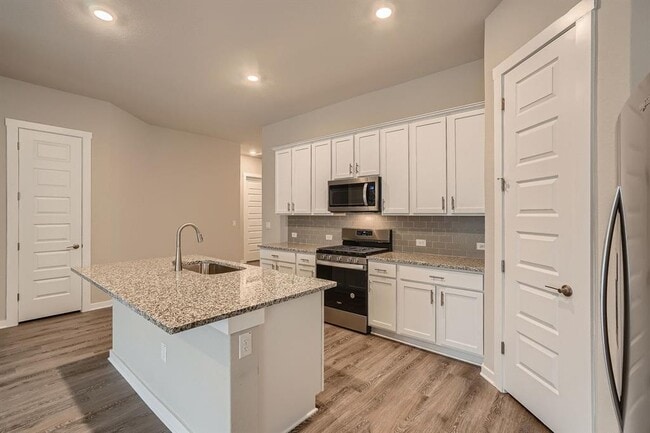 Building Photo - 2032 Wilsons Warbler Dr