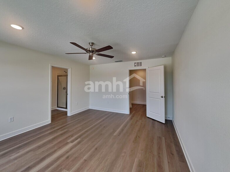 Building Photo - 2587 Spring Moss Ct