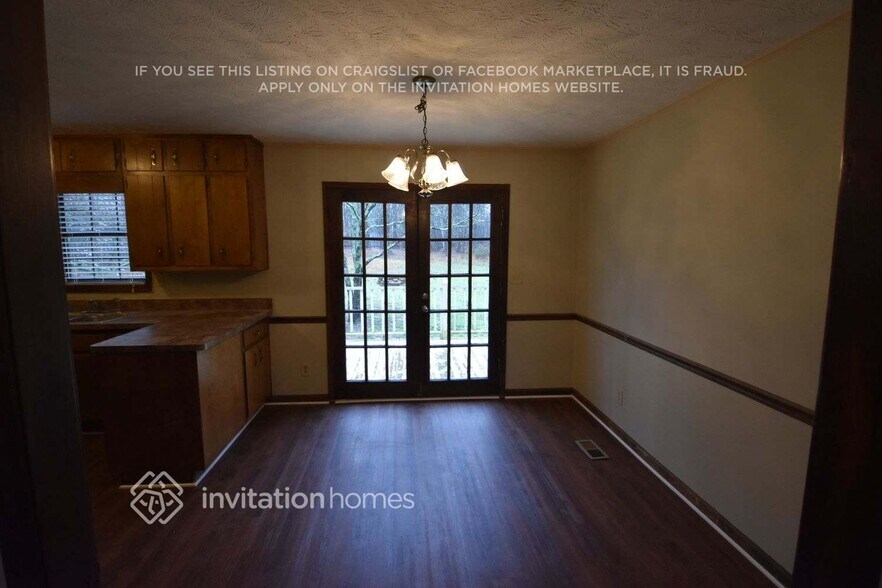 Building Photo - 2160 Flowery Branch Rd