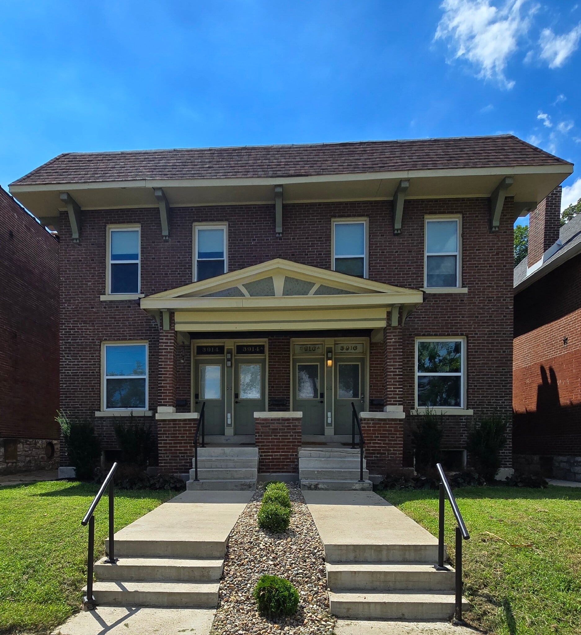 Building Photo - 3914 De Tonty St