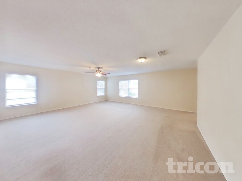 Building Photo - 10102 Silverwagon San Antonio TX