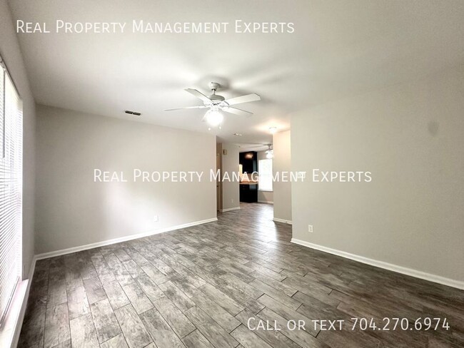 Building Photo - 6850 Delta Lake Dr