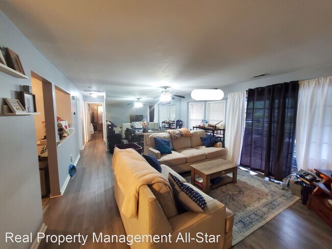 Building Photo - 2 br, 2 bath House - 1204 Woodhaven Drive