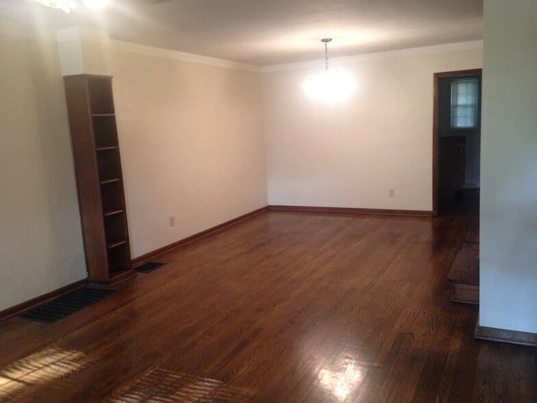 Building Photo - 1513 Ashland Ave