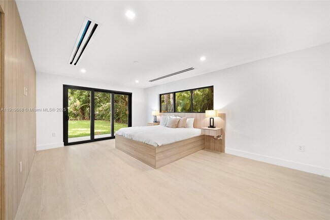 Building Photo - 7291 SW 129th St