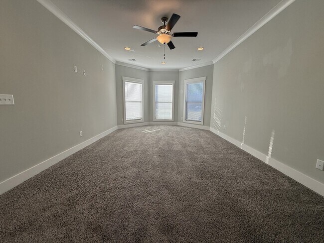 Building Photo - 1124 Watercress Ct