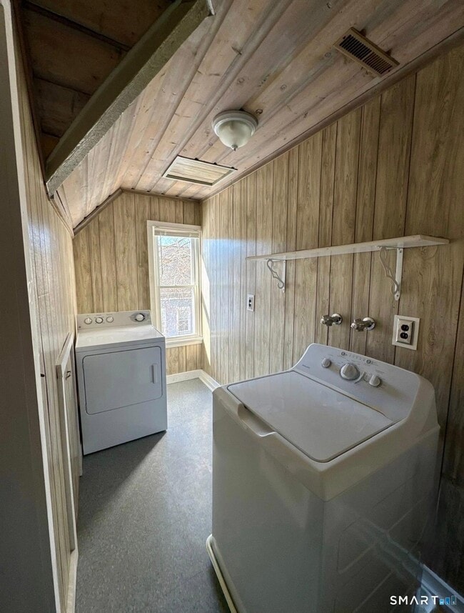 Building Photo - 91 Hill St