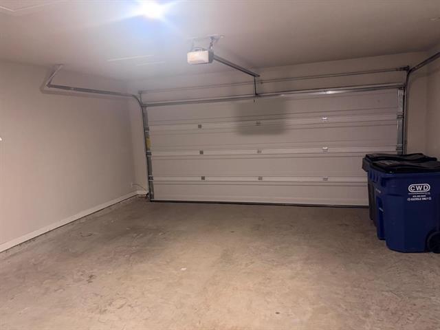 Building Photo - 1404 Mahogany Dr