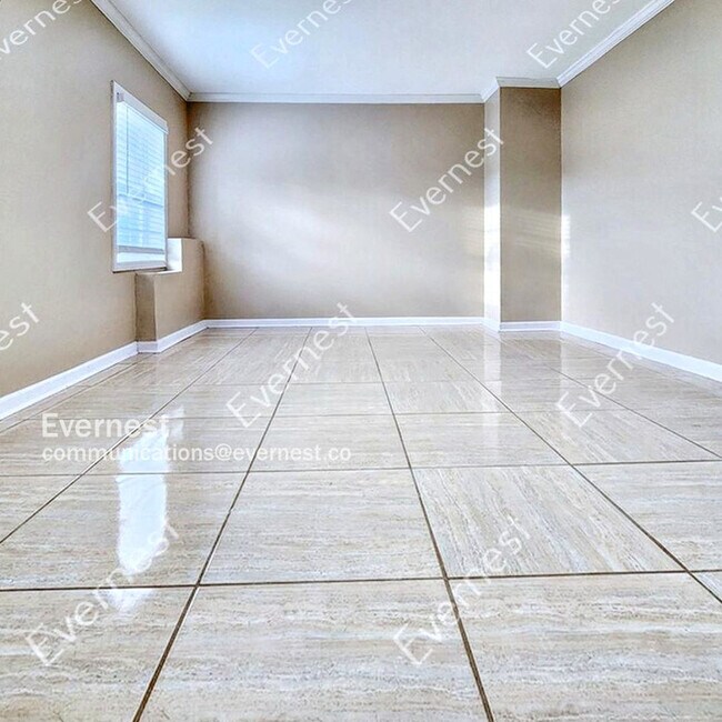 Building Photo - 425 Brunswick Cir
