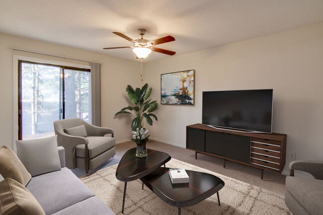 Living Room - Salem Ridge