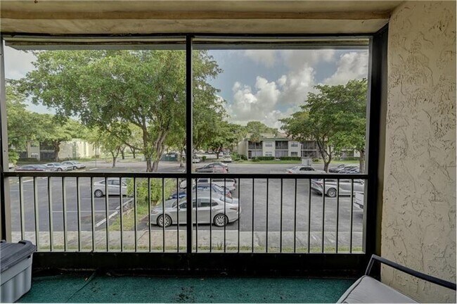 Building Photo - 4150 NW 90th Ave