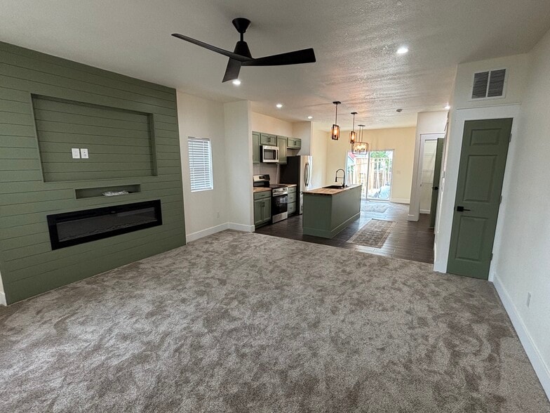 Building Photo - 2921 Decatur St