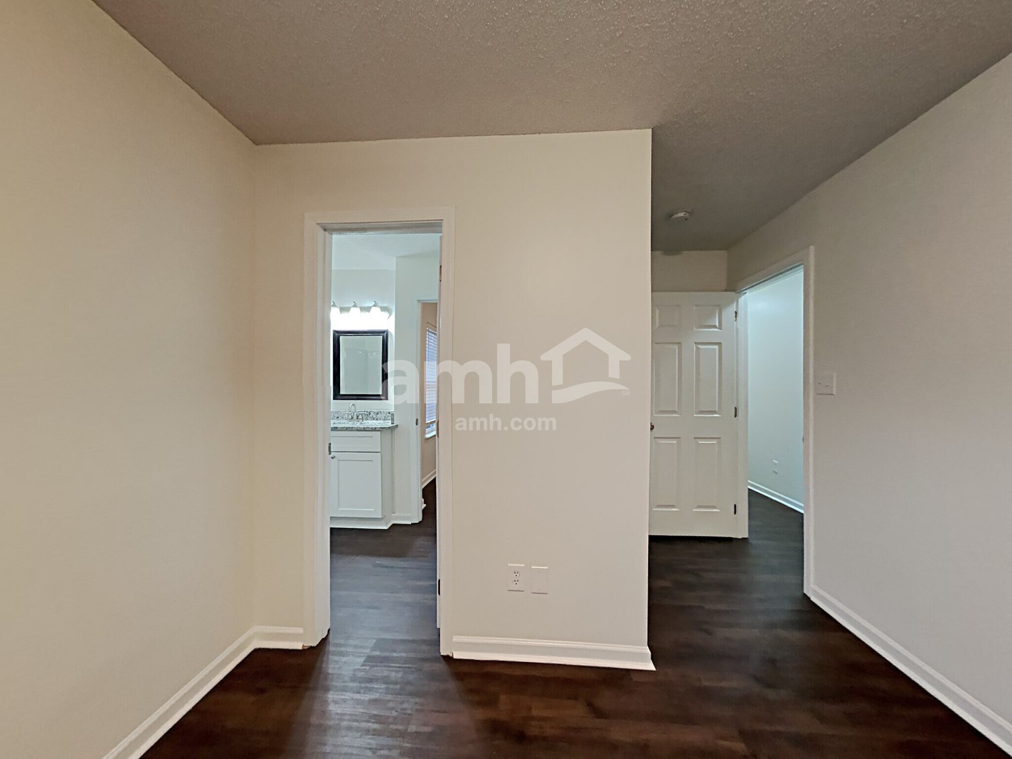Building Photo - 13929 Hatton Cross Dr