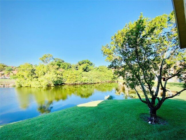 Building Photo - 4171 San Marino Blvd