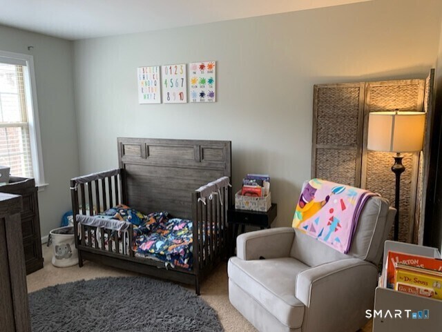 Building Photo - 19 Hawthorne Dr